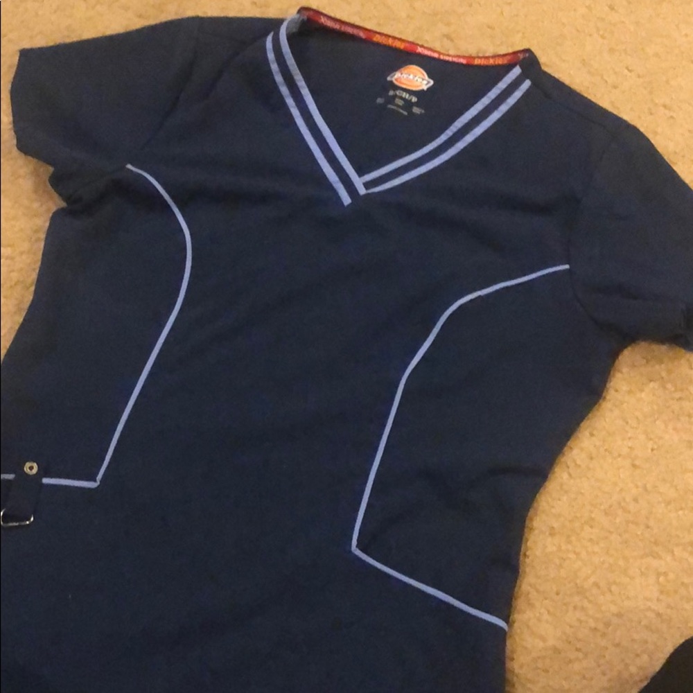 Dickies scrub top